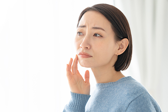 歯並びが悪いと老けて見えるって本当？自分に合った矯正方法をチェック！